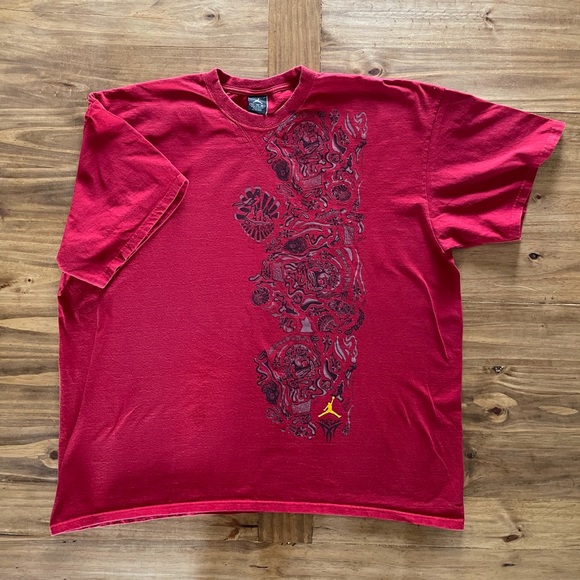 Red Jordan graphic T-shirt Melo Sz. XXL - Picture 1 of 6